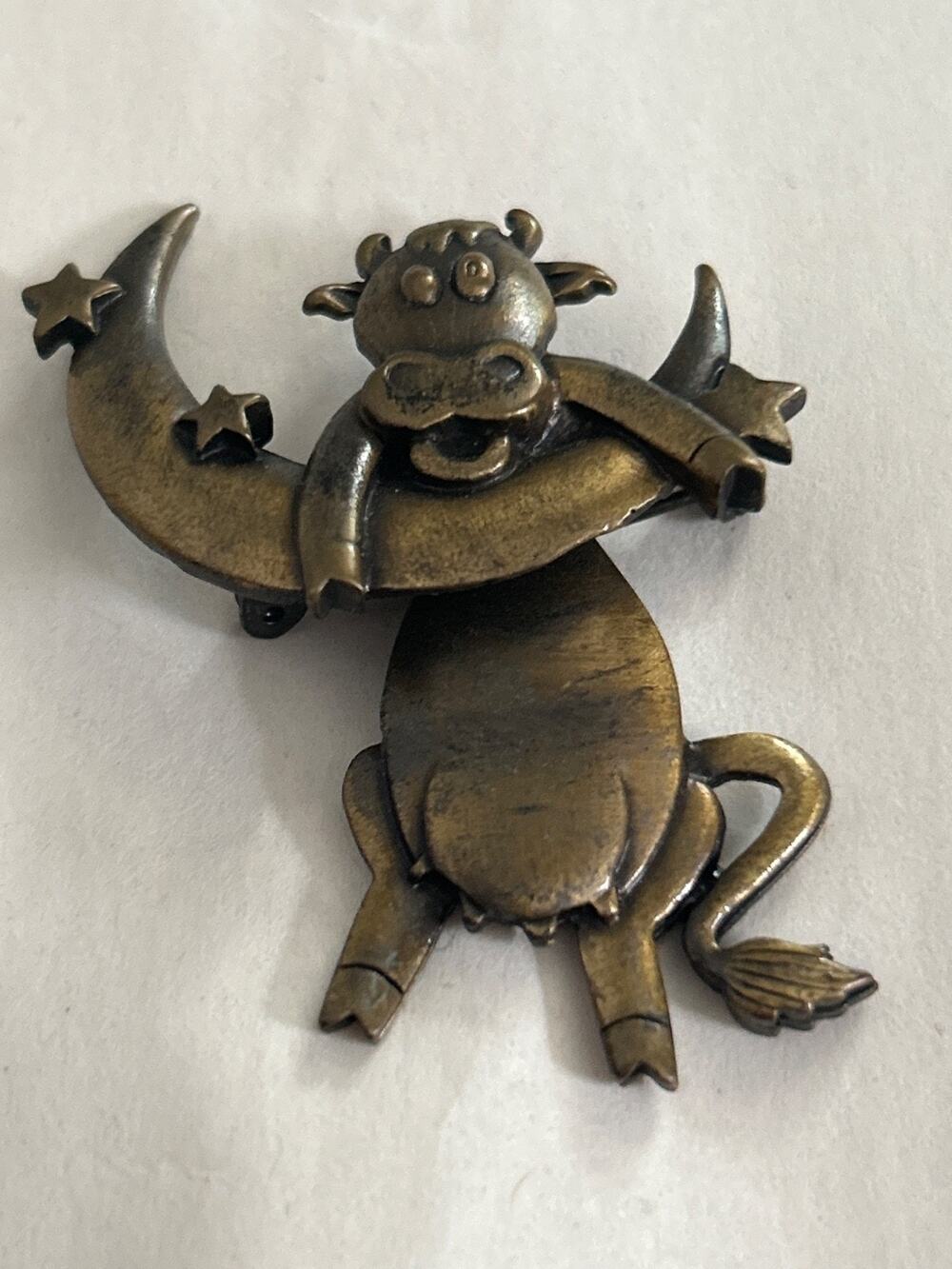 JJ Articulated Cow Over the Moon Brooch Pin Jonette Vintage